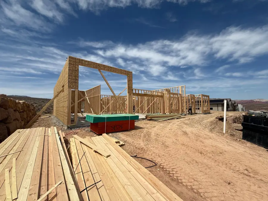 452 S Liri Trail, Saint George, UT 84770 - #2