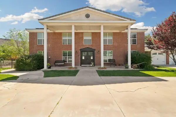 449 S Valley View Dr, St George, UT 84770