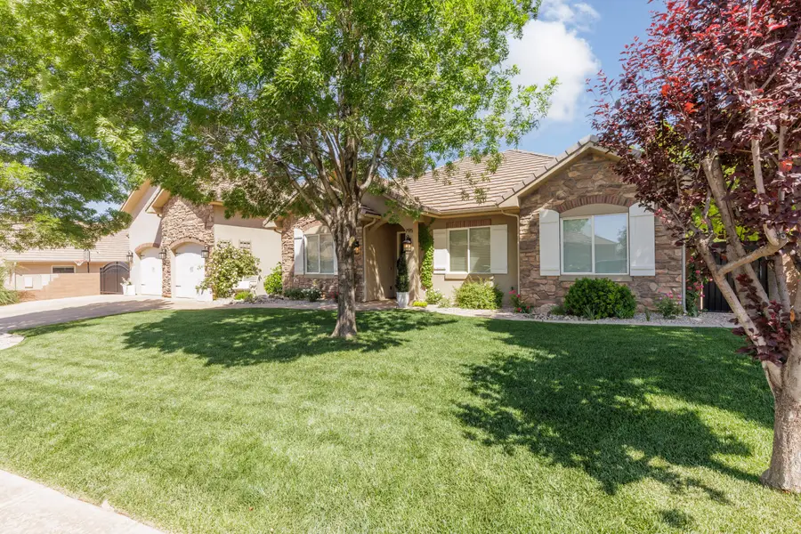 795 E Desert Bloom Ct, Washington, UT 84780 - #2