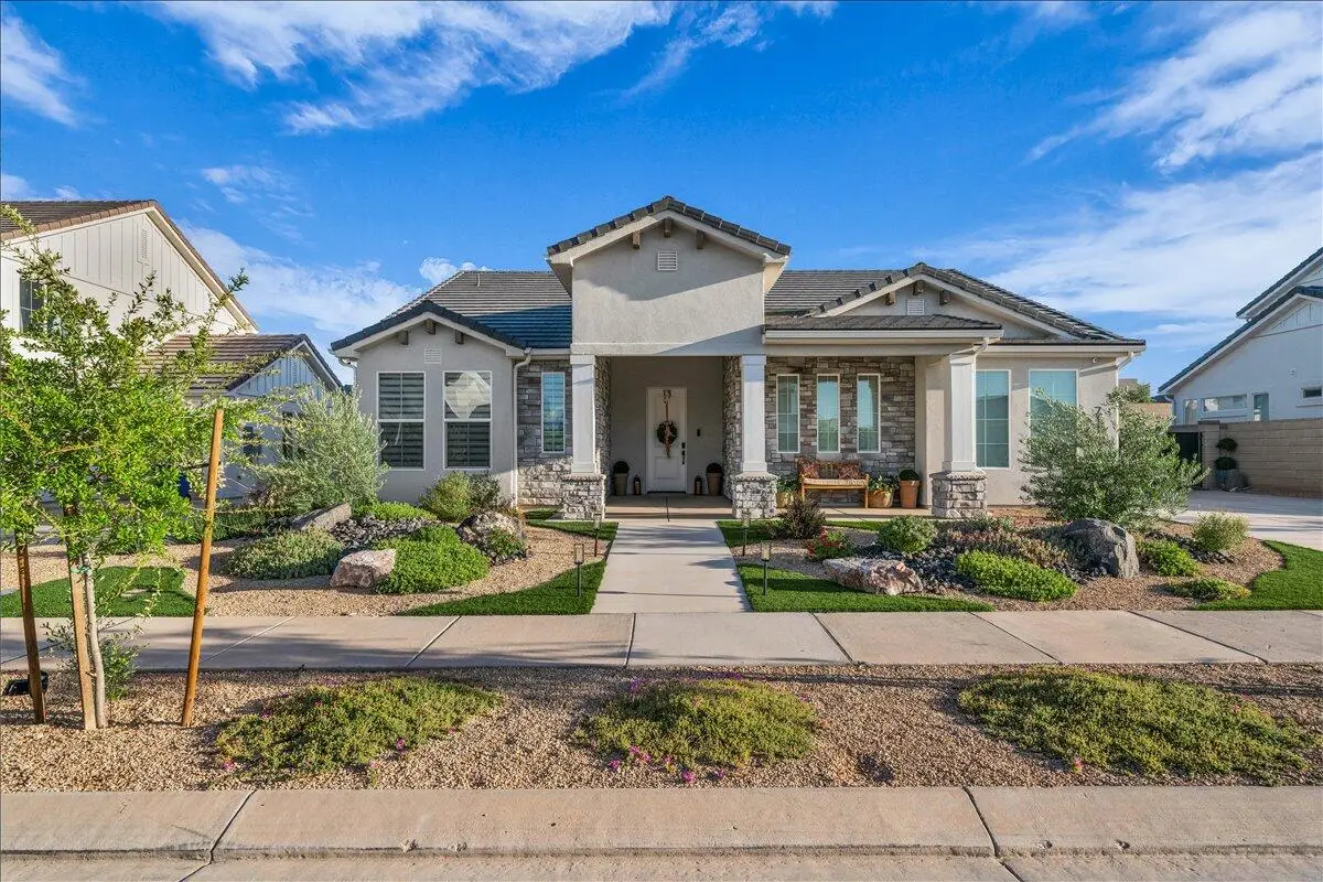 711 W Juniper Hill Dr, Saint George, UT 84790 - #1