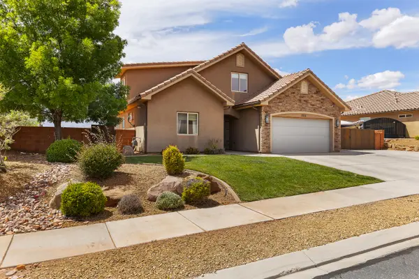 225 Falcon Ct, Ivins, UT 84738