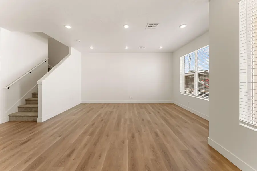 897 W Boxthorn Dr, Saint George, UT 84790 - #3