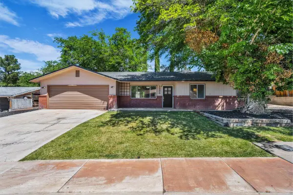1386 W 490, St George, UT 84770