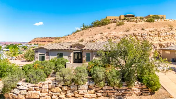 2009 E Knolls Dr, St George, UT 84790