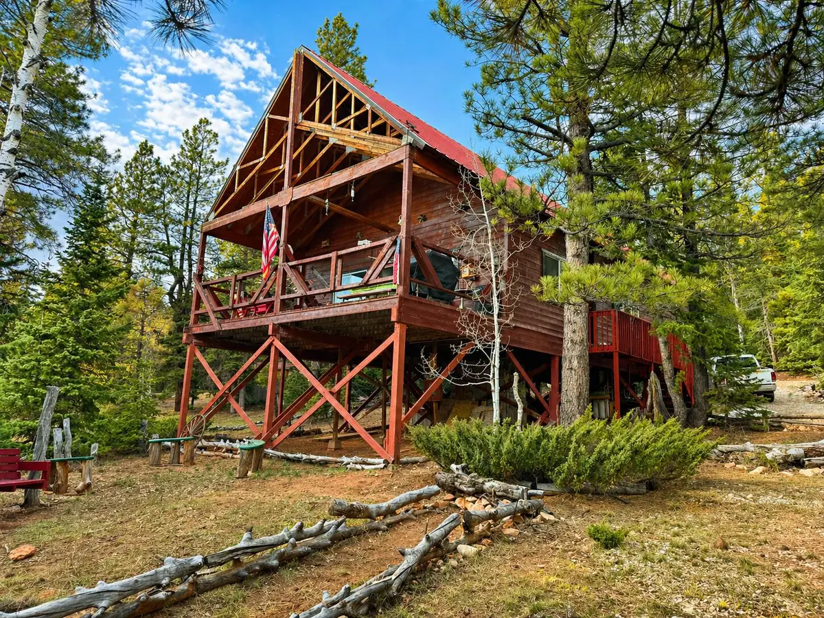 1145 W Doe Trail, Duck Creek Village, UT 84762 - #1