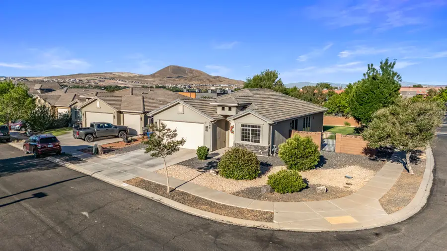 389 N 815, Hurricane, UT 84737 - #2