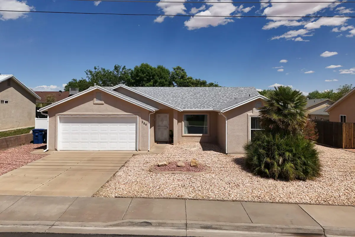 204 N 2000, Saint George, UT 84790 - #1