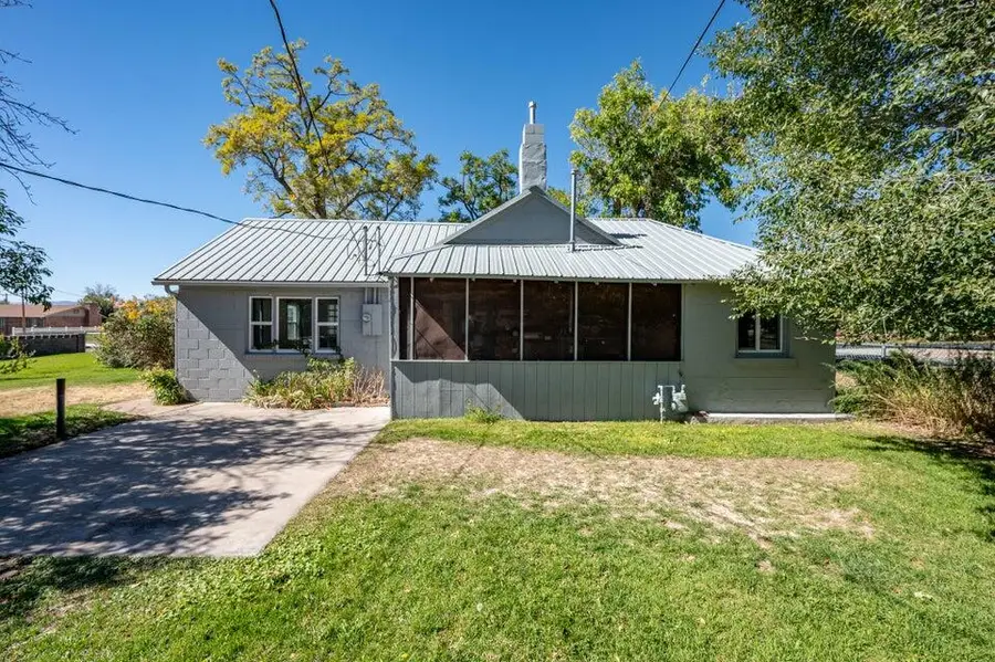 490 N 300 East St, Beaver, UT 84713 - #3