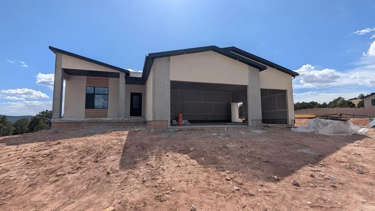 2082 S Serenity Dr, Cedar City, UT 84720 - #1