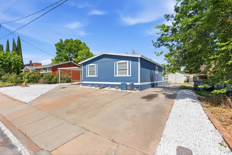114 N 100, Washington, UT 84780 - #2