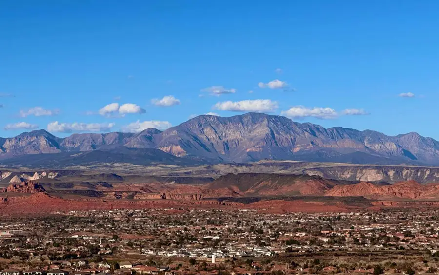 140 Lesina Heights Dr #`, Saint George, UT 84770 - #2