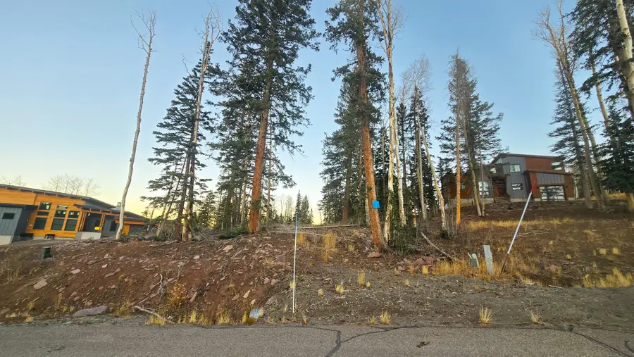 289 N Summit Dr, Beaver, UT 84713 - #3