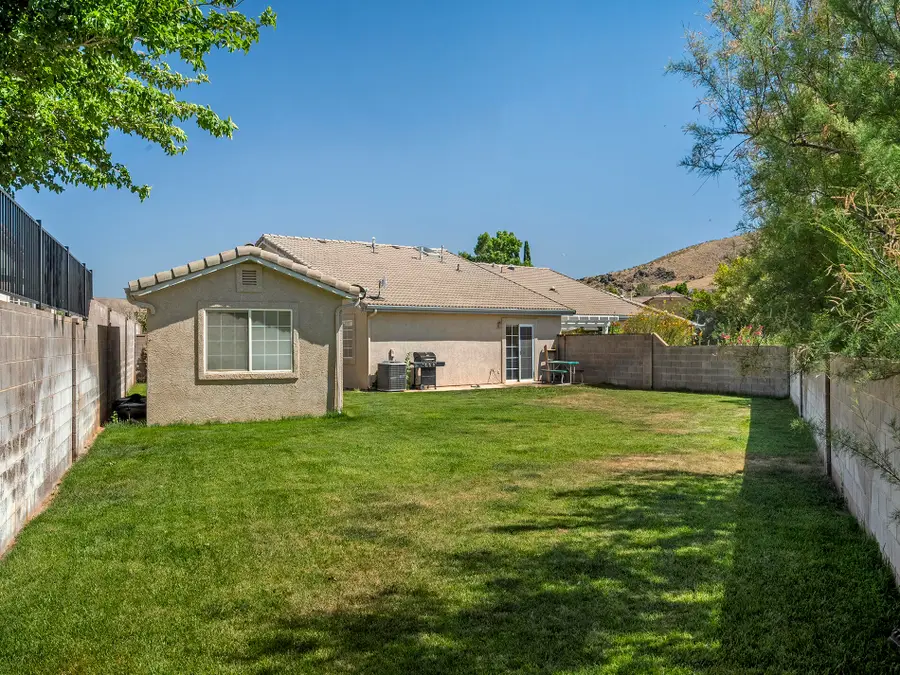 68 S 2250, Hurricane, UT 84737 - #3