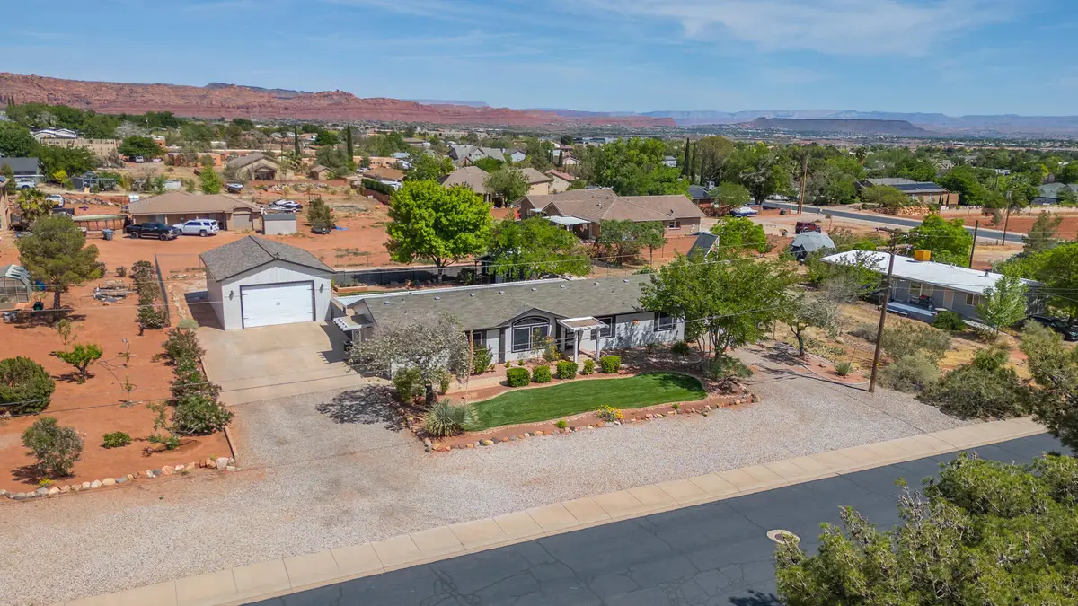 264 N 100, Ivins, UT 84738 - #1