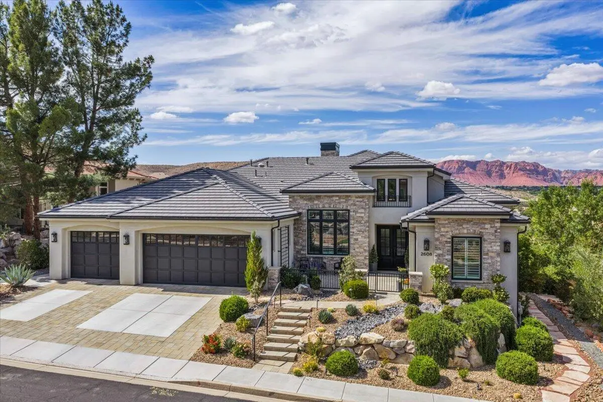 2608 W Canyon Ridge Rd, Saint George, UT 84770 - #1