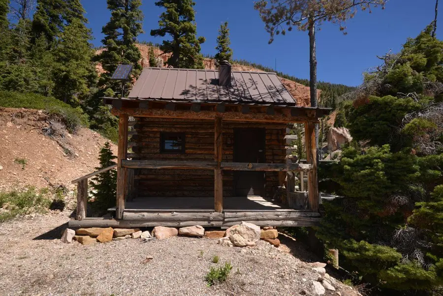 2008 W Brown Bear Road, Duck Creek Village, UT 84762 - #2