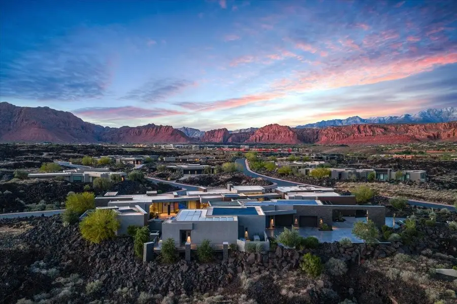 2515 N Tacheene Dr, Saint George, UT 84770 - #2