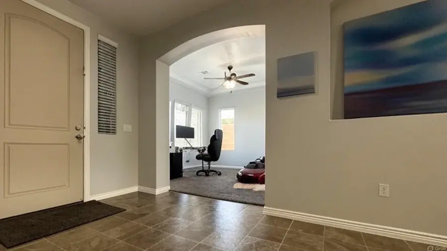 2830 E Carmine Dr, Saint George, UT 84770 - #2