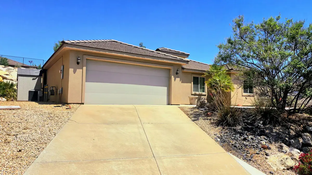 357 E 860, Hurricane, UT 84737 - #1