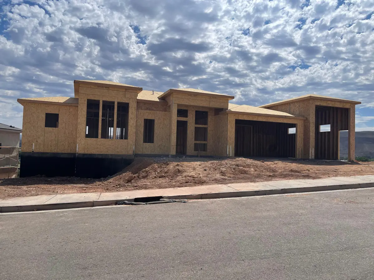 709 S 1360, Hurricane, UT 84737 - #1