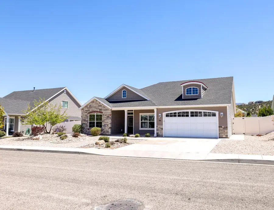 94 N Windsor Rd, Cedar City, UT 84720 - #2