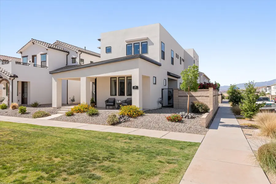 777 W Red Marble Ln, Saint George, UT 84790 - #3