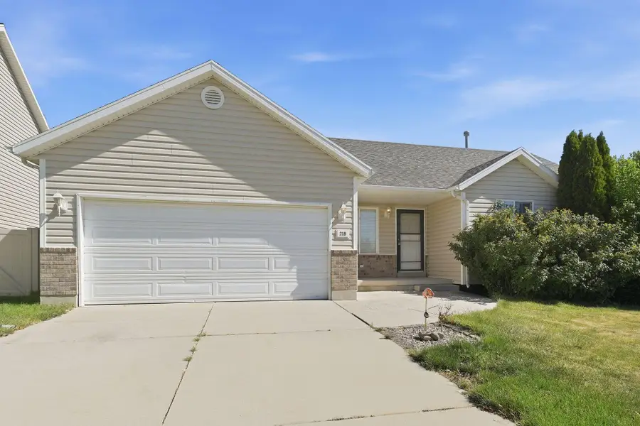 218 Jonathan Place, Saratoga Springs, UT 84045 - #2