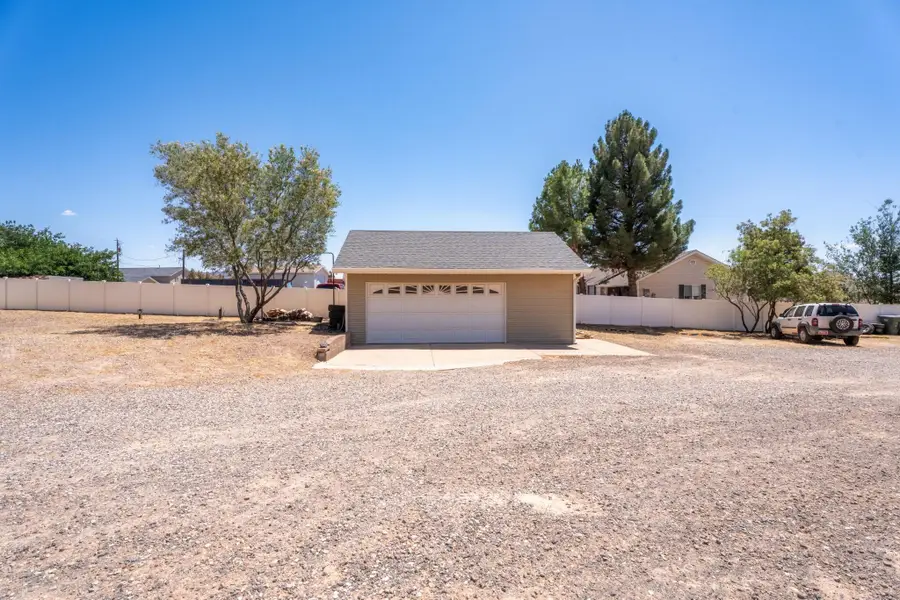 1656 S Ashcreek Dr, Toquerville, UT 84774 - #2