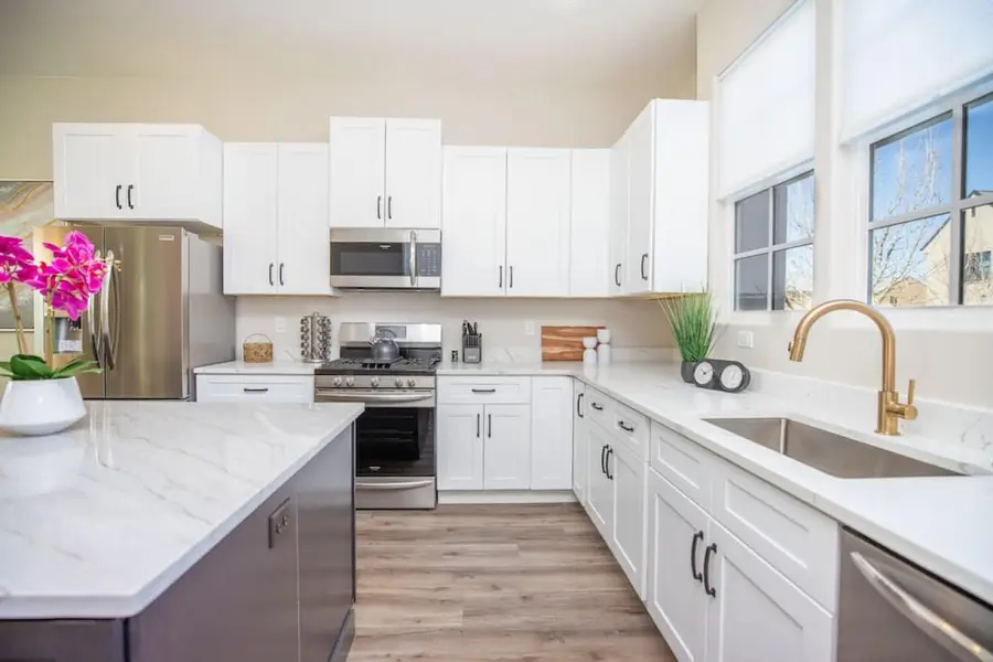 4307 W Canterbury Rd, Hurricane, UT 84737 - #3