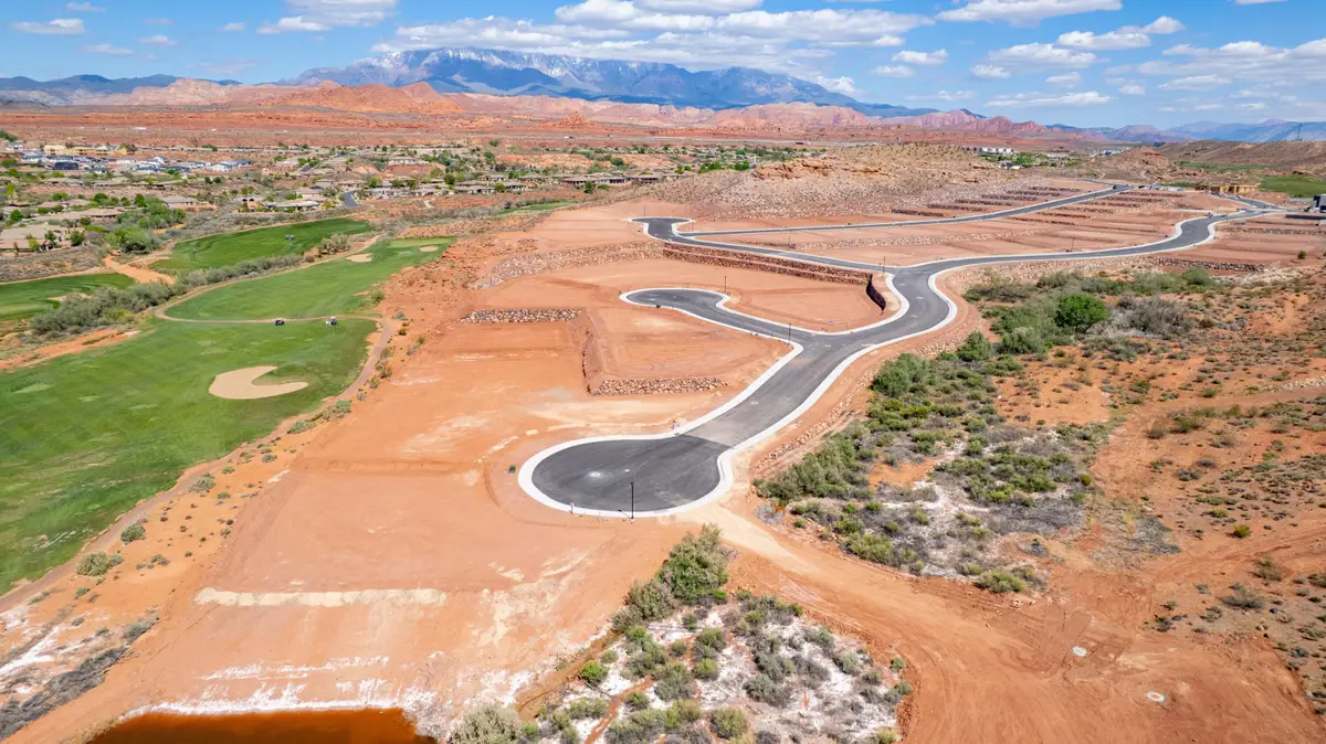 1367 N Green Jacket Ct, Washington, UT 84780 - #1