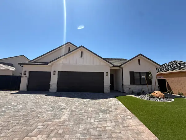 2002 N Creek Side Ct, Washington, UT 84780