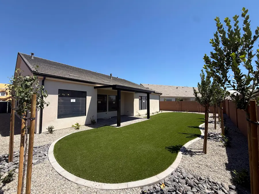 2002 N Creek Side Ct, Washington, UT 84780 - #3