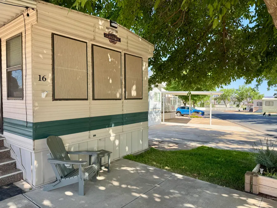 1150 W Red Hills Parkway #16, Washington, UT 84780 - #3
