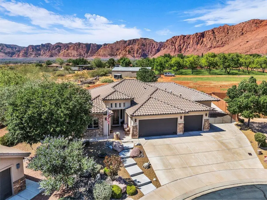 331 N Eagle Cove, Ivins, UT 84738 - #2