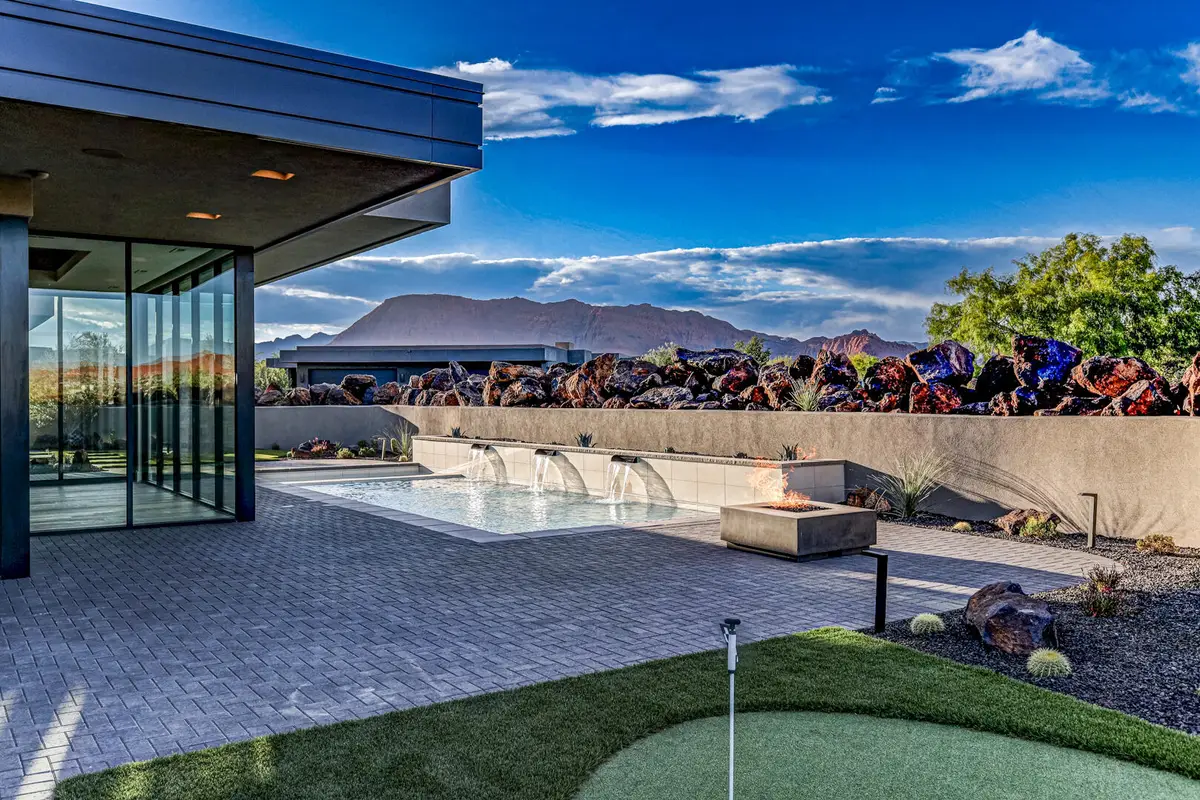 2629 W Shoshoni Trail, Saint George, UT 84770 - #1