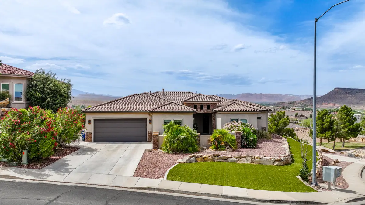 2248 Southgate Hills Dr, Saint George, UT 84770 - #1