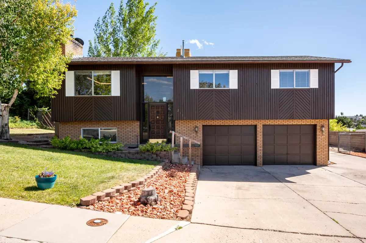 2171 W Skyview Dr, Cedar City, UT 84720 - #1