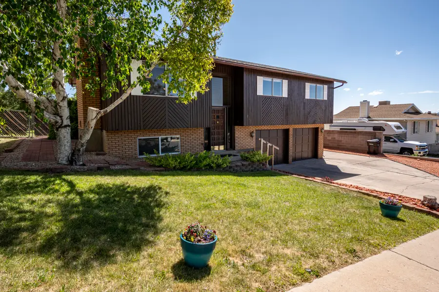 2171 W Skyview Dr, Cedar City, UT 84720 - #3