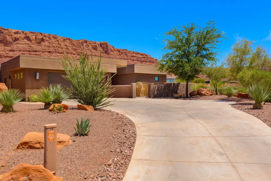 2410 Entrada Trail #3, Saint George, UT 84770 - #2