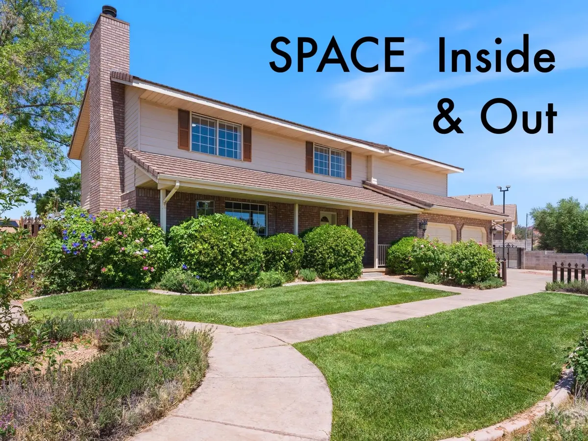 1809 N Red Mountain Dr, Santa Clara, UT 84765 - #1
