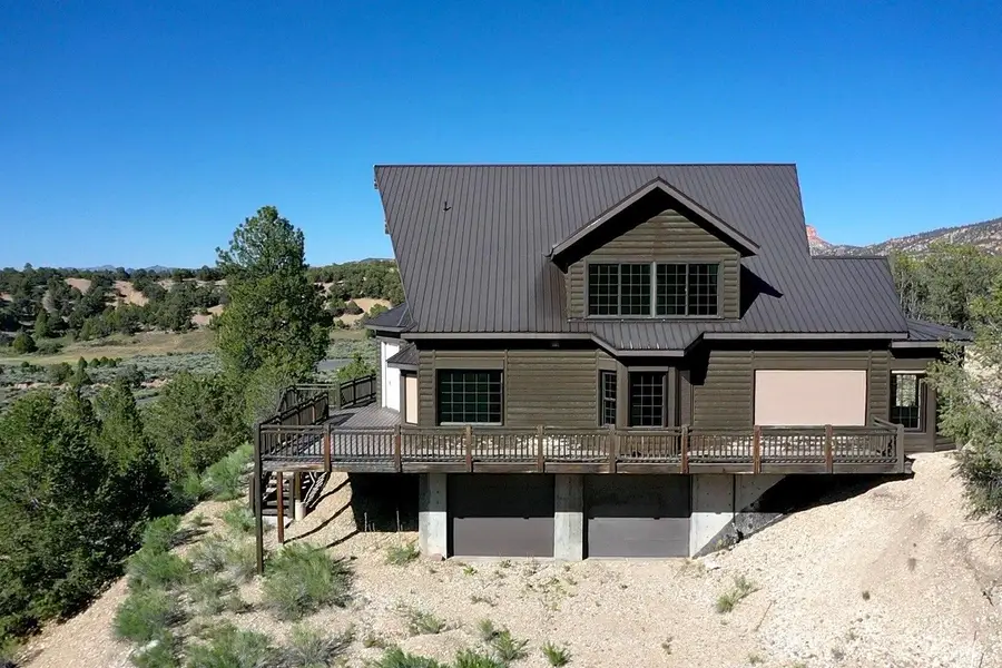 985 N Russell Rd, Hatch, UT 84735 - #2