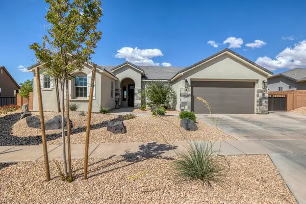 409 N Sage Grouse Dr, Washington, UT 84780