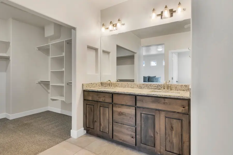 409 N Sage Grouse Dr, Washington, UT 84780 - #3