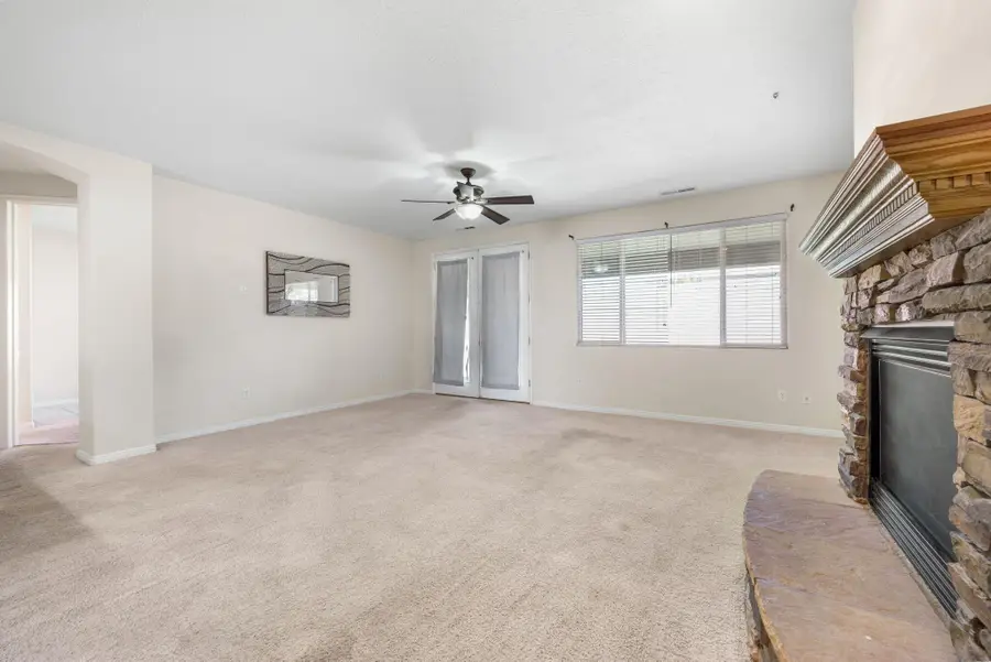 3309 E Willow Springs Dr, Washington, UT 84780 - #3
