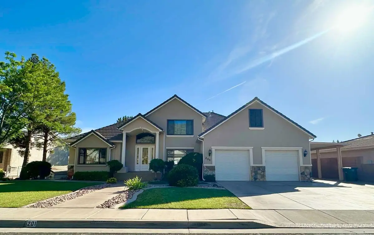 201 Shadow Point Dr, Saint George, UT 84770 - #1
