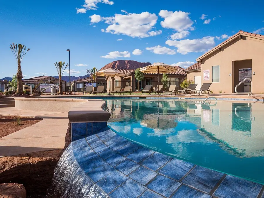 3837 W Lazy River Cir #109, Santa Clara, UT 84765 - #2