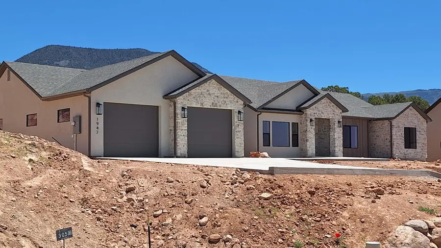 1947 S Oak Springs Rd, Cedar City, UT 84720 - #3