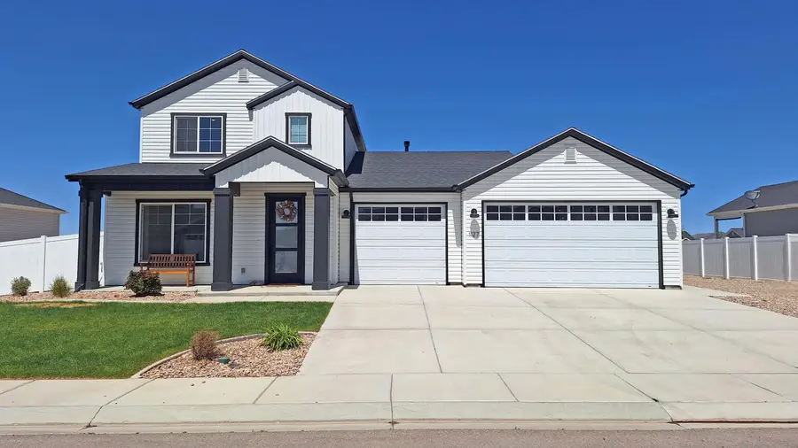 1127 E 4240, Enoch, UT 84721 - #2