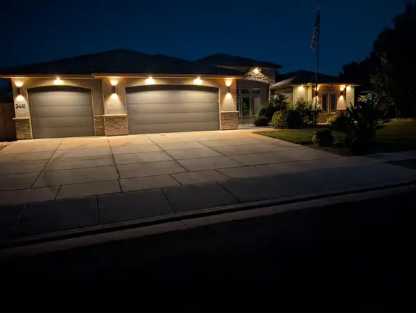 3441 S Castlefield Dr, Washington, UT 84780