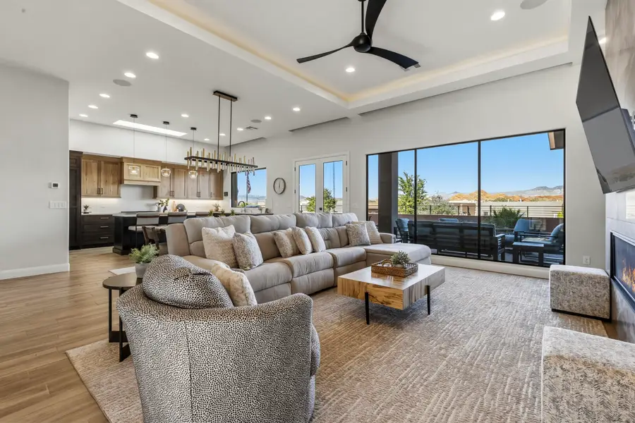 3289 S Drifting Dunes Ln, Hurricane, UT 84737 - #3